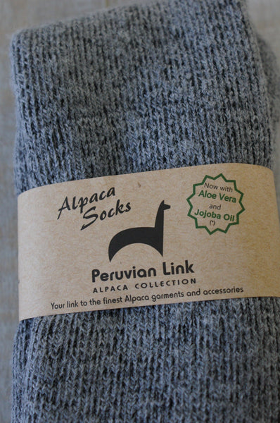 Alpaca Ultimate Outdoor Socks – Sheepskin and Alpaca
